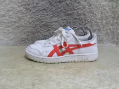 240 アシックス ジャパン スニーカー 中古 靴 260506のサムネイル
