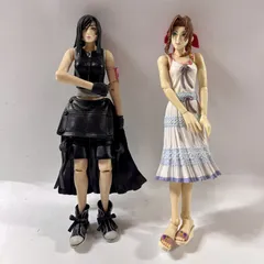 ★ ファイナルファンタジー FF7 フィギュア  2点 まとめ商品 ティファ・ロックハート エアリス PLAY ARTS改