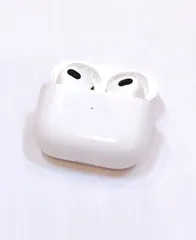2026年最新】apple airpods (第3世代) mme73j/aの人気アイテム - メルカリ