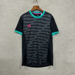 アディダス 機能性 半袖Tシャツ 105 D00954