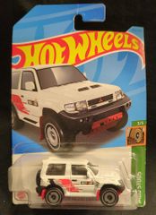 c*o様 トヨタ プリウスとランドクルーザーの2台セット - メルカリ
