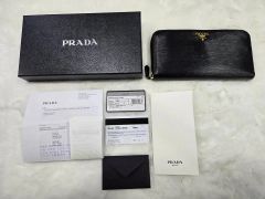 ✨未使用級・箱カード付✨ PRADA 長財布 ラウンドドファスナー