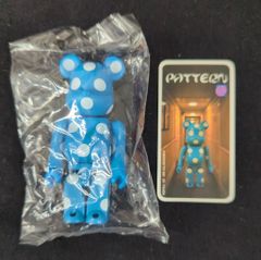 MEDICOMTOY BE@RBRICK PATTERN 青×白水玉 100% シリーズ1