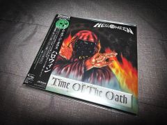 Helloween ツアーパンフ3種 おまけつき - メルカリ