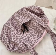 dia系 ヒョウ柄 ショルダーバッグ【平成ギャル】黒 収納力抜群 - メルカリ
