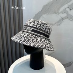 Christian Dior バケットハット ネイビー/ベージュ - メルカリ