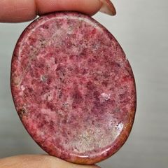天然石 ディープパープルローズクォーツ パーム 握り石 台座付き