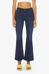 マザー レディース シューズ ブーツ・レインブーツカット ジーンズ MOTHER Fray Hem Bootcut Jeans Chip On My Shoulderのサムネイル