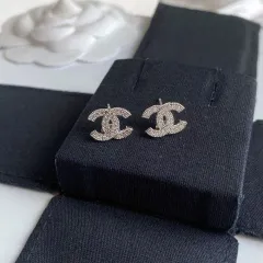 限界  超美品 最終値下げ 新品 CHANEL シャネル     ピアス レディース  結婚式 卒業式 清楚 イベント 入学式