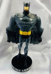 DCバットマン ヘルボーイ ブラック＆ホワイト フィギュア マイク