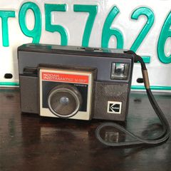 Kodak 1987 ミニカメラ 黄色 専用出品 - メルカリ