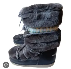 MARCJACOBS ムーンブーツ S