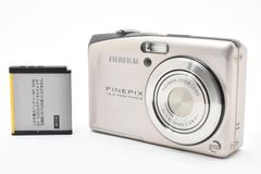 □ 美品 □ フジフィルム FUJIFILM FinePix F10 シルバー - メルカリ