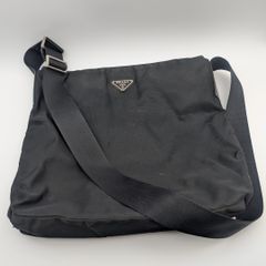 PRADA プラダ ナイロン ショルダーバッグ ブラック サコッシュ 三角