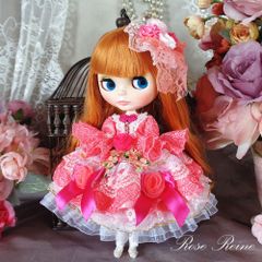ベルサイユの薔薇 花の女王 大人の甘さ香るコーラルオーバーフリル