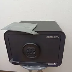 【未使用】ISLANDSAFE 家庭用/店舗用 電子金庫（小型 20.1L） テンキー式 キーロック式 防振電磁石 アラーム付き 電子 防犯金庫 保管庫（通販）のサムネイル