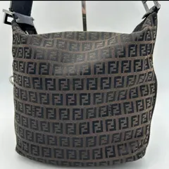 FENDI ショルダーバッグ ズッカ柄 フェンディ ブラウン キャンバス マンマバケット 総柄 レザー ハンドバッグ