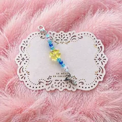【ストラップ】ビーズストラップ♡ クローバー 星チャーム　ハンドメイド