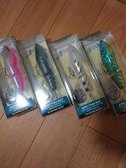 ジョイントフカベイト ブラックホッパー クリアギャラクシーノリーズ