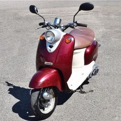 非常に優れたエンジン。スズキ レッツ 4。燃料噴射システム。三郷市
