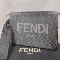 FENDI フェンディ ROMA セカンドバック クラッチバッグ FFロゴ ズッカ 保存袋付き グレー ブラック 黒 シルバー金具 メンズ レディース