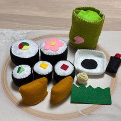 24時間以内発送】フェルトおままごと お寿司5貫セット - メルカリ