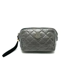 【楠本質店/元住吉】モンクレール　MONCLER　ポーチ　キルティング　レザー　カラー：グレー　サイズ：(約)W16.0cm x H11.5cm x D6.0cmのサムネイル