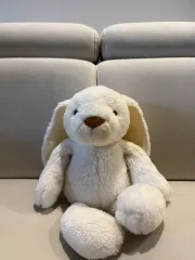 うさぎ ぬいぐるみ (引っ越しのため、提示可能)
