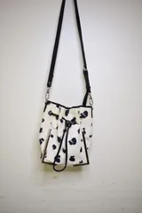 3.1 Phillip Lim / ペイントスプラッター柄キャンパスバゲットバッグのサムネイル