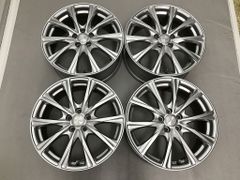 中古アルミ17X7.0 PCD100 ヴェルヴァケヴィン プリウス、スバルXV等