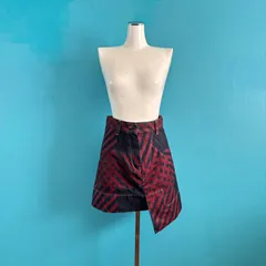 1384 Vivienne Westwood ヴィヴィアンウエストウッド　イタリア製 変形デニムスカート 綿　希少　アシンメトリーのサムネイル