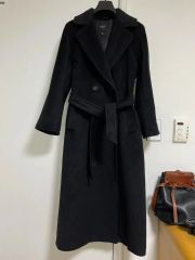 Max Maraマックスマーラ Weekendライン黒いベルテッドウールコート