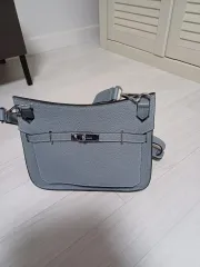 カバン