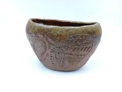 花器 陶器製 高さ17㎝ ユニークな模様_Y9231