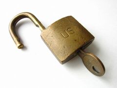 実働品・鍵付】米軍 USN 刻印 アンティーク 南京錠 真鍮製