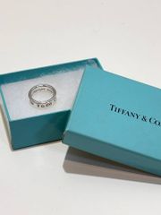 Tiffany & Co. 925シルバーリング 1995年製 - メルカリ Tiffany & Co. 925シルバーリング 1995年製 - メルカリ