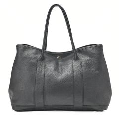 CHANEL　シャネル　ココマーク　 べっ甲プレートチャーム　ショルダーバッグ　ラムスキン　黒（ゴールド金具） レディースバッグ　レディースリュック　ハイブランド【中古】【送料無料】 CHANEL シャネル ココマーク べっ甲プレートチャーム ショルダーバッグ