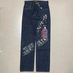 大幅値下げ】新品未使用ワイドデニム 刺繍 derschutzeサイズ32 - メルカリ