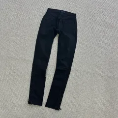 26 JUICY COUTURE ジューシークチュール ブラック デニム ズボン 0506Dのサムネイル
