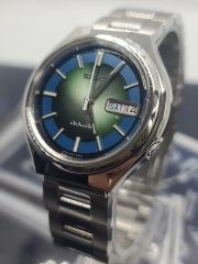 SEIKO S-WAVE 7S26-5010 レトロTVケース 自動巻 グリーン - メルカリ