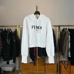 (百貨店購入)(M) FENDI フェンディ ローマ クロップド フーディー Tシャツのサムネイル