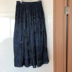 プリーツプリーズ パープルスカート レアな刺繍入り - メルカリ