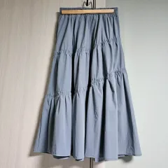 新品シャカシャカ素材アシンメトリーティアードスカート