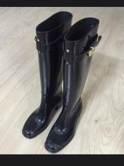 今週いっぱい:フェラガモ Salvatore Ferragamo レインブーツ - メルカリ