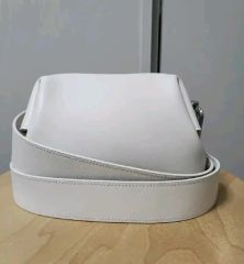 美品THE ROW ザロウ les bains レバン ミニ トップハンドル - メルカリ