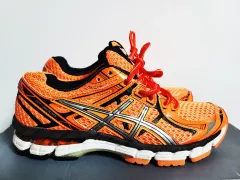 asics アシックス gt-2000 2 ランニングシューズ 240サイズ 状態良し s21