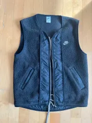 ナイキ フリース ベスト
