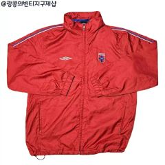 希少 90s UMBRO イングランド代表 ナイロンジャケット M 国内販売無