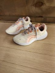 極美品】週末限定値下げ adidas ウルトラブースト ライト 24.5 - メルカリ