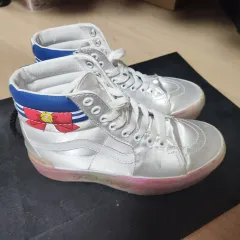 VANS セーラームーン コラボ スケート-ハイ スタックド 230のサムネイル